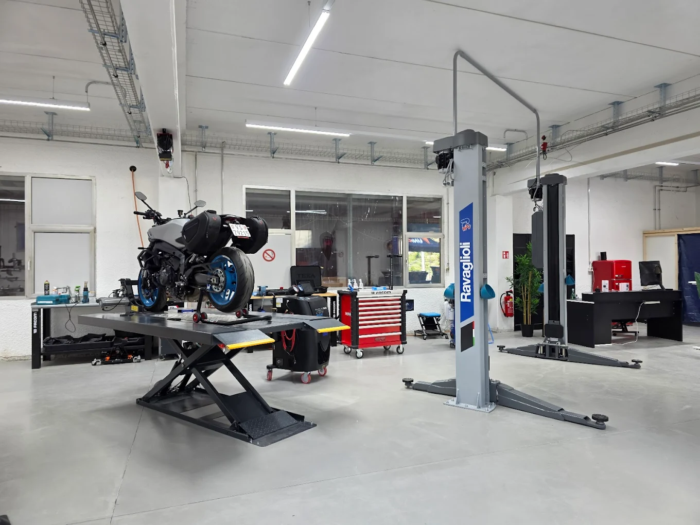 Garage moto à Naters